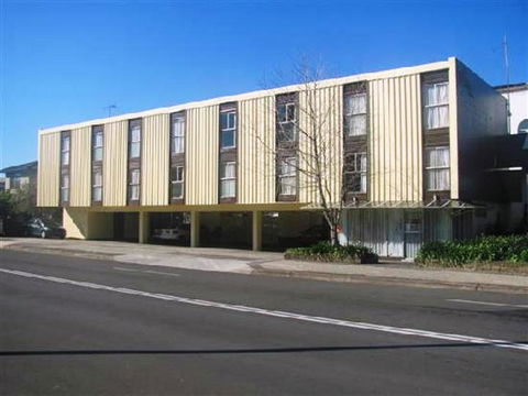City Beach Motel - New Castle Tourism 1