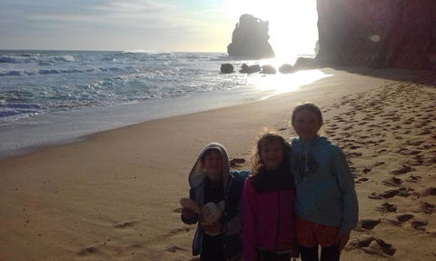 Clifton Beach Lodge - Newcastle Accommodation 2