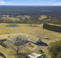 Cloudhill - magnificent rural views to Sydney - New Castle Tourism