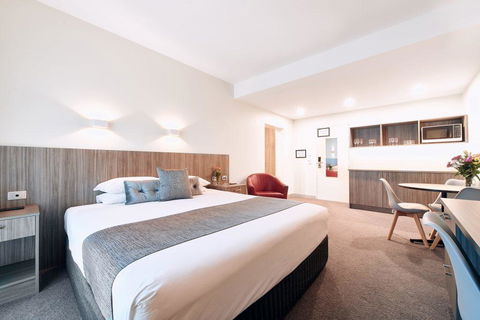 Club Laverton - Newcastle Accommodation 1