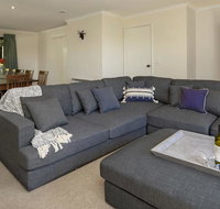 Cobbon Retreat - Newcastle Accommodation