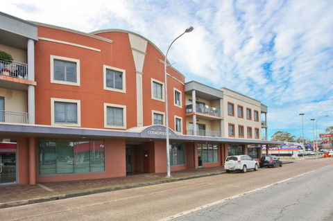 Cosmopolitan Apartments - Newcastle Accommodation 0