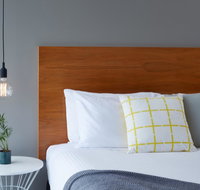 Cosmopolitan Hotel Melbourne - Newcastle Accommodation