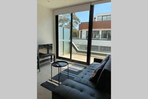 Cosy Apartment @ Clayton (Monash17) - Newcastle Accommodation 1