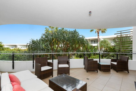 COTTON BEACH 37 - PRIVATE BEACHFRONT COMPLEX - Newcastle Accommodation 0