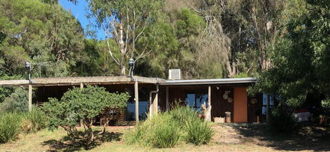 Country Lane Lysterfield - Newcastle Accommodation 0