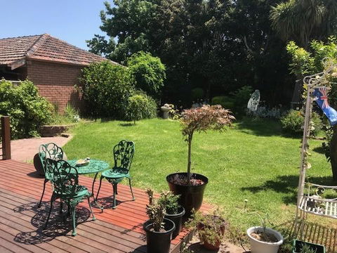Cozy Luxury Suit With Separate Entrance - New Castle Tourism 1