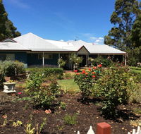 Crabapple Lane - Newcastle Accommodation