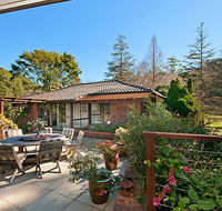 Craigdarroch Courtyard Cottage 22 Bartle Road - Newcastle Accommodation