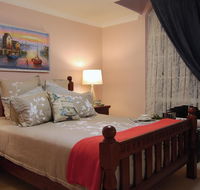 Cutmore Cottages - L'Auberge Angara - Newcastle Accommodation
