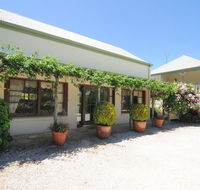 Daisy Cottage - Newcastle Accommodation