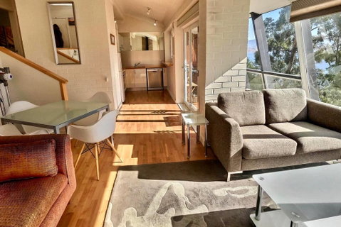 Dauphine 1/23 Townsend Street - Newcastle Accommodation 1