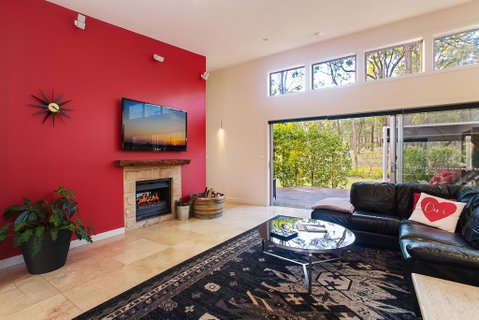 Deja Vu Estate - Newcastle Accommodation 2
