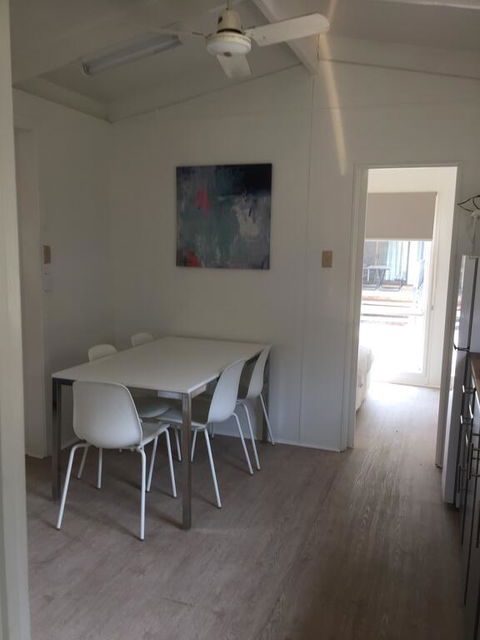 Del Rio Riverside Resort - Newcastle Accommodation 1