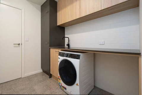 Dune Townhouse On Nautilus Way - Newcastle Accommodation 1