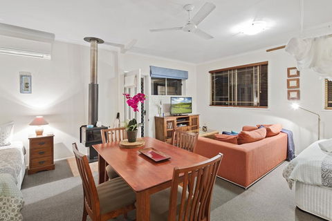 Eden Lodge - Newcastle Accommodation 0