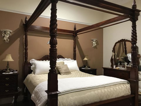 Elindale House Bed & Breakfast - New Castle Tourism 1