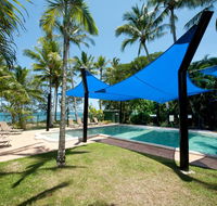Ellis Beach Oceanfront Bungalows - Newcastle Accommodation