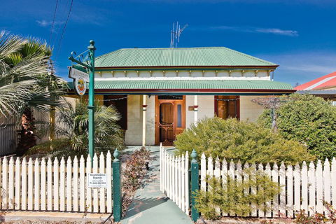 Emaroo Cottages Broken Hill - Newcastle Accommodation 0