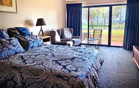 Estate Tuscany - Newcastle Accommodation 0