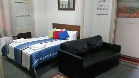 Exchange Hotel Toogoolawah - Newcastle Accommodation 1