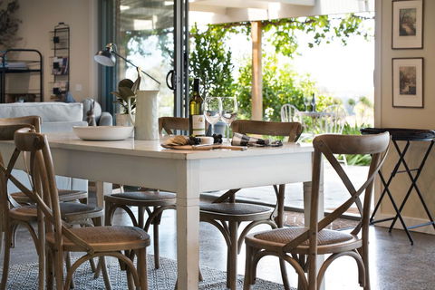 Farmer Smith Estate - Sunrise Retreat - New Castle Tourism 2