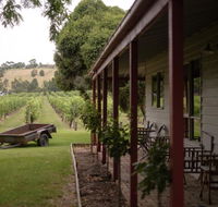 Fergusson Winery homestead accomodation - New Castle Tourism
