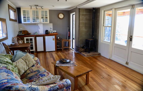 Fig Tree Cabin - New Castle Tourism 2