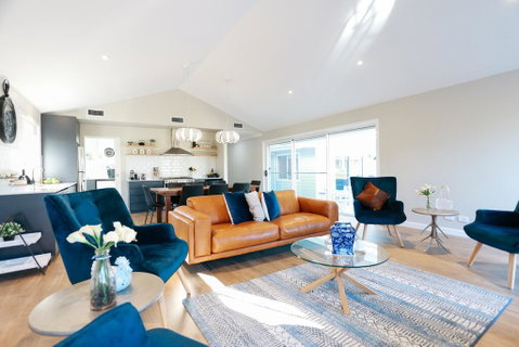 Figtree Cottage - Newcastle Accommodation 1