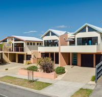 Fischer Torquay by Gold Star Stays - New Castle Tourism