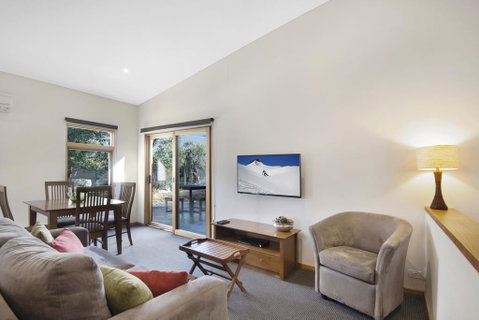 Four Mile Hut - Newcastle Accommodation 1