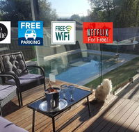 Frankston Hilltop Retreat - Newcastle Accommodation