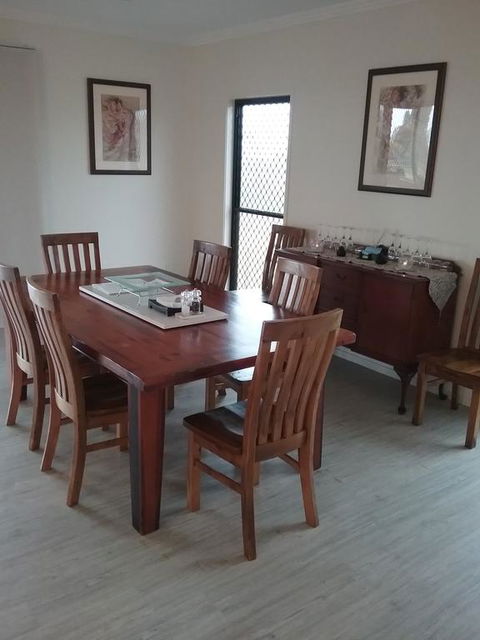 Fraser Views Bed And Breakfast - New Castle Tourism 2