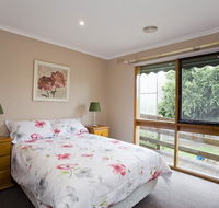 Geelong Holiday Home - Newcastle Accommodation
