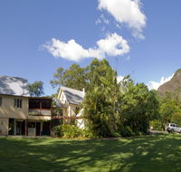 Glass House Mountains Ecolodge - Newcastle Accommodation