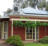 Glenbar cottage Yelta - New Castle Tourism