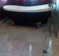 GOLDEN LACE BB - Newcastle Accommodation