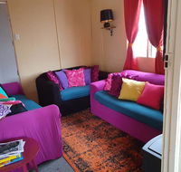 Golden Mt Rest on James - Newcastle Accommodation