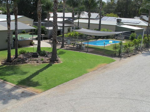 Golfers Lodge Motel - Newcastle Accommodation 1