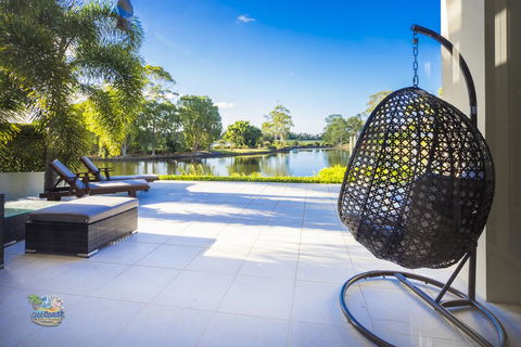 Grand Oasis At Sanctuary Cove - New Castle Tourism 2
