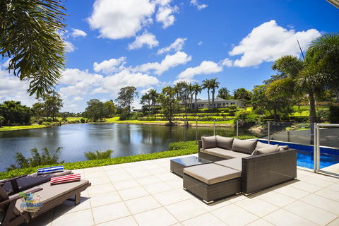 Grand Oasis At Sanctuary Cove - New Castle Tourism 0