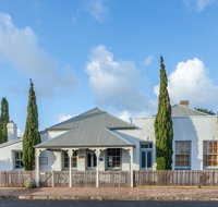 Grey Masts Robe - Newcastle Accommodation
