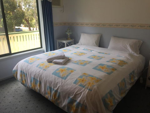 Halls Gap Tavern - Newcastle Accommodation 2