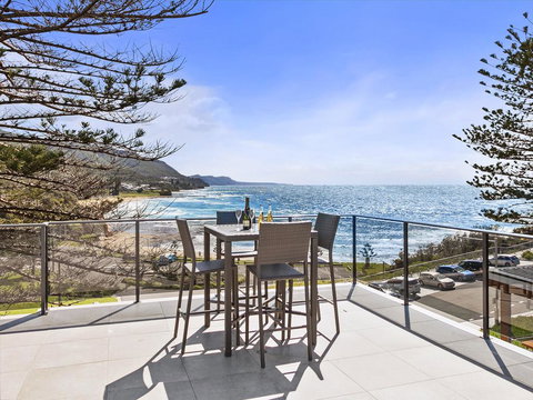 Headlands Austinmer Beach - Newcastle Accommodation 2