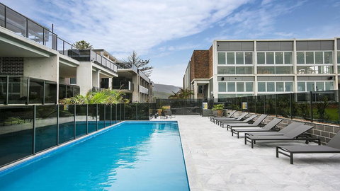 Headlands Austinmer Beach - Newcastle Accommodation 0