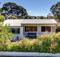 Henny's of Merimbula - Newcastle Accommodation