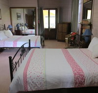 Henry's Cottage - Newcastle Accommodation