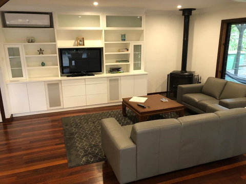 Hidden Gem Acreage Close To Terrigal Beach - Newcastle Accommodation 3