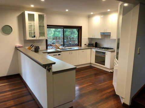 Hidden Gem Acreage Close To Terrigal Beach - Newcastle Accommodation 1