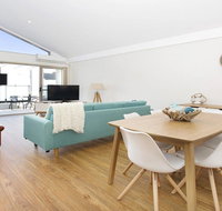 Hidden Gem On Manning - Great location opposite Surf Beach - Newcastle Accommodation